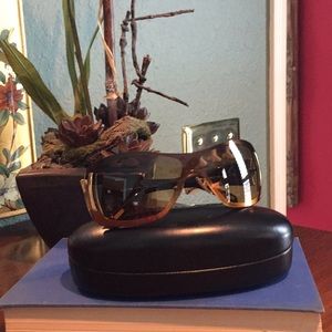 Women’s sunglasses